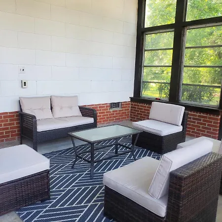 Spacious Centrally Located 3 Bed 2 Bath - Sleeps 8 Montgomery Extérieur photo